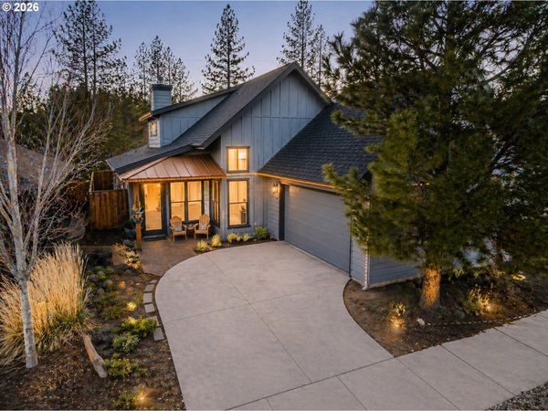 1109 N FOREST EDGE DR, Sisters, OR 97759