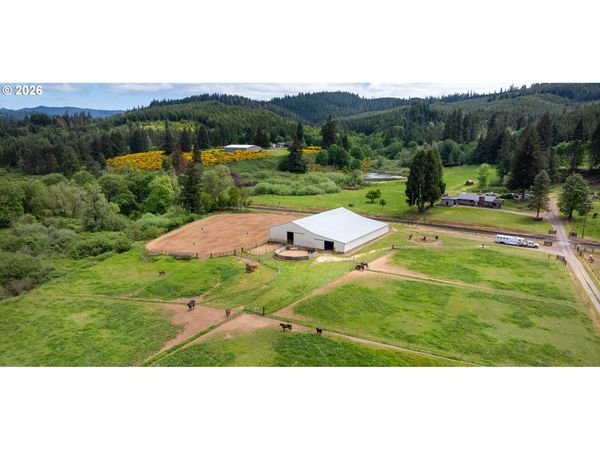 5143 UMPQUA HIGHWAY 99, Drain, OR 97435