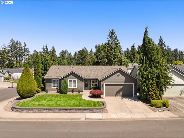 7932 WATERLOO NE ST, Keizer, OR 97303