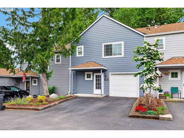 7149 SW SAGERT ST, Unit 102, Tualatin, OR 97062