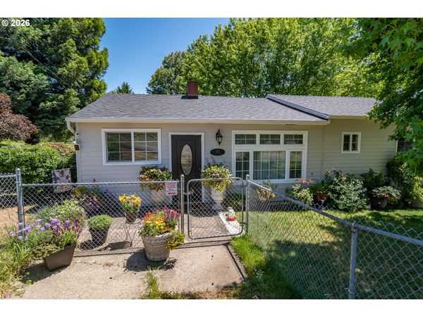 421 NW CARY ST, Winston, OR 97496
