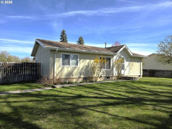 186 W OREGON ST, Union, OR 97883