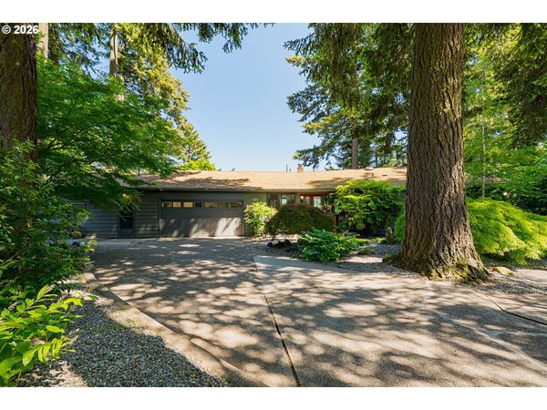 17542 Kirkwood RD, Gladstone, OR 97027