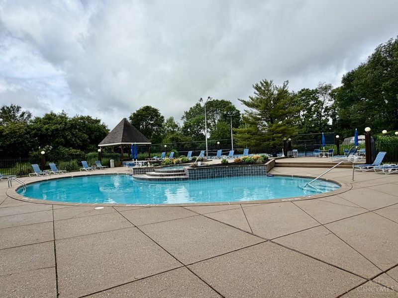 1510 Lake Pointe Way, Unit 12, Centerville, OH 45459 Photo 4