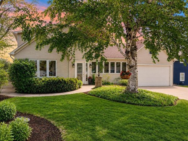 11829 218 Ave, Salem Lakes, WI 53104