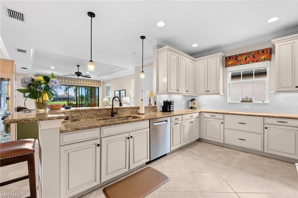 8450 Volaro Way , Naples, FL 34114 Photo