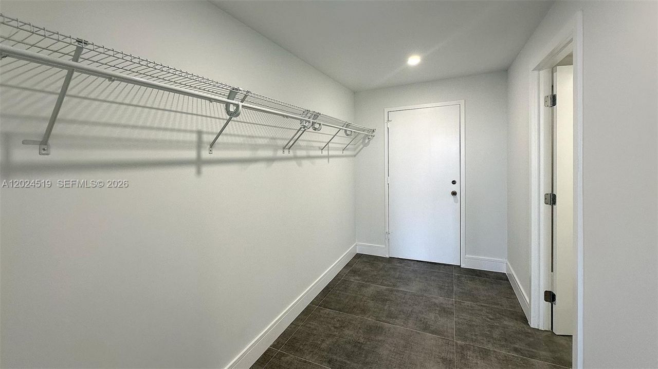 2780 NE 183rd St , Unit 701, Aventura, FL 33160 Photo