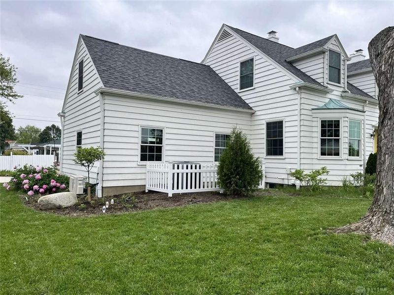 310 E Park Drive, Greenville, OH 45331 Photo 2