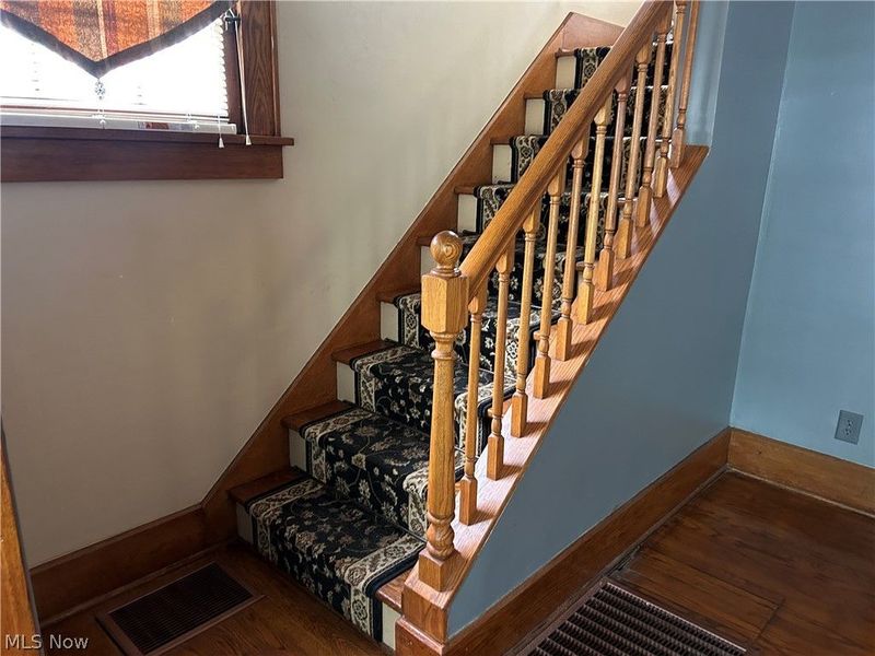 153 W Burns Avenue , Akron, OH 44310 Photo 12