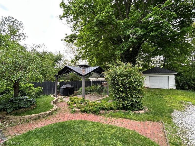 153 W Burns Avenue , Akron, OH 44310 Photo 4