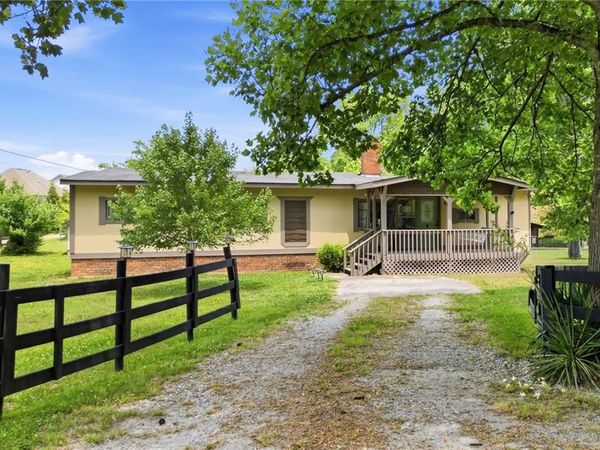 7470 Hightower Circle , Cumming, GA 30028