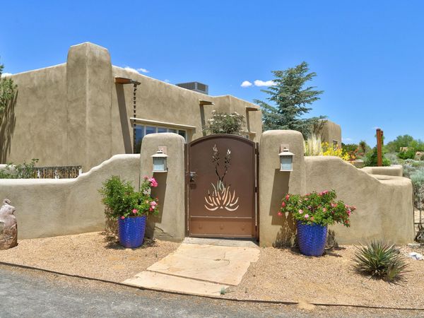 125 Martha Court, Corrales, NM 87048