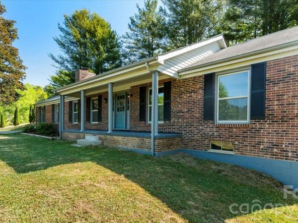 14 Jack Sullins Road , Spruce Pine, NC 28777