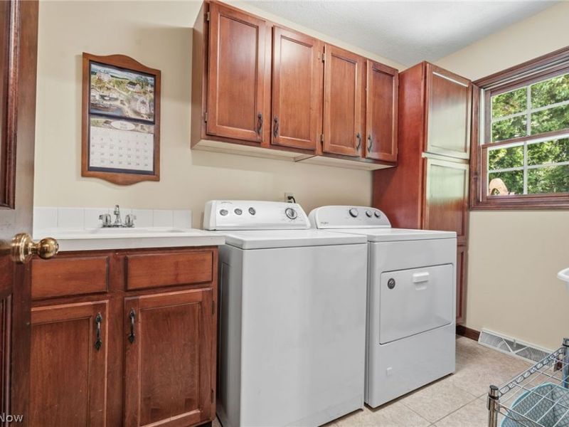 4756 Fox Run Drive , Stow, OH 44224 Photo 21