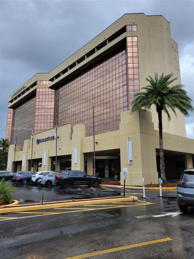 777 NW 72nd Ave, Unit 1109, Miami, FL 33126 Photo
