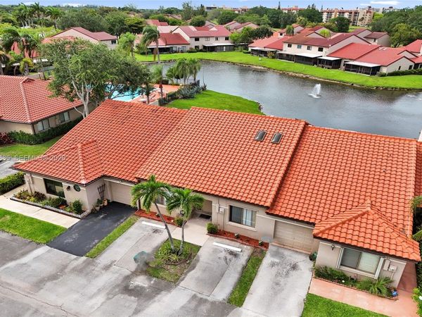 3273 W Inverrary Blvd W, Lauderhill, FL 33319