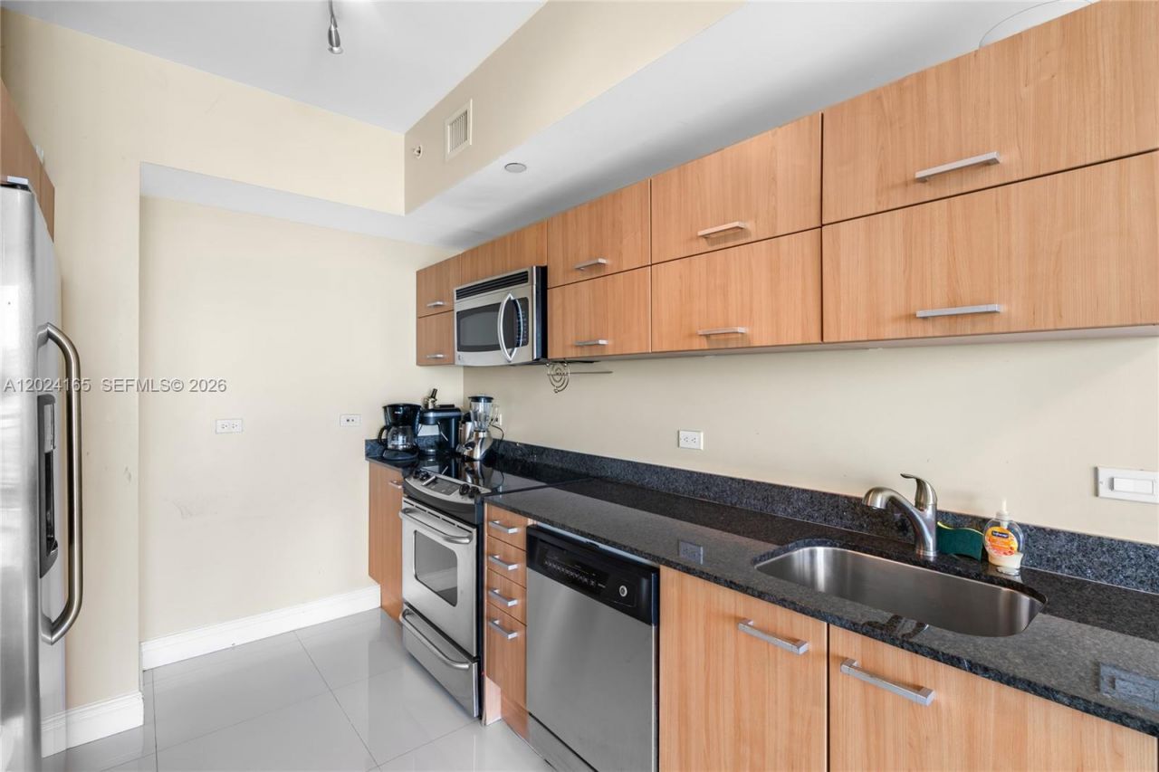 350 S Miami Ave , Unit 2515, Miami, FL 33130 Photo