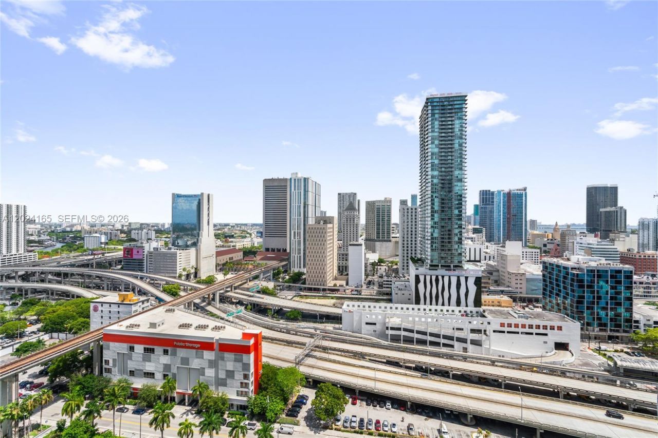 350 S Miami Ave , Unit 2515, Miami, FL 33130 Photo
