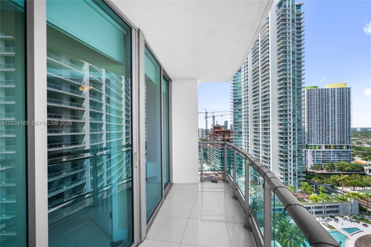 350 S Miami Ave , Unit 2515, Miami, FL 33130 Photo