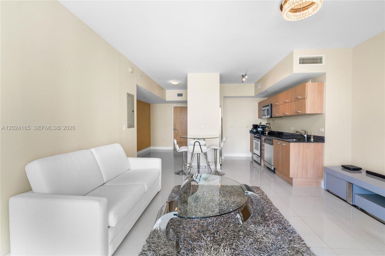 350 S Miami Ave , Unit 2515, Miami, FL 33130 Photo
