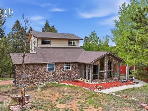 1625 N Mountain Estates Road, Florissant, CO 80816