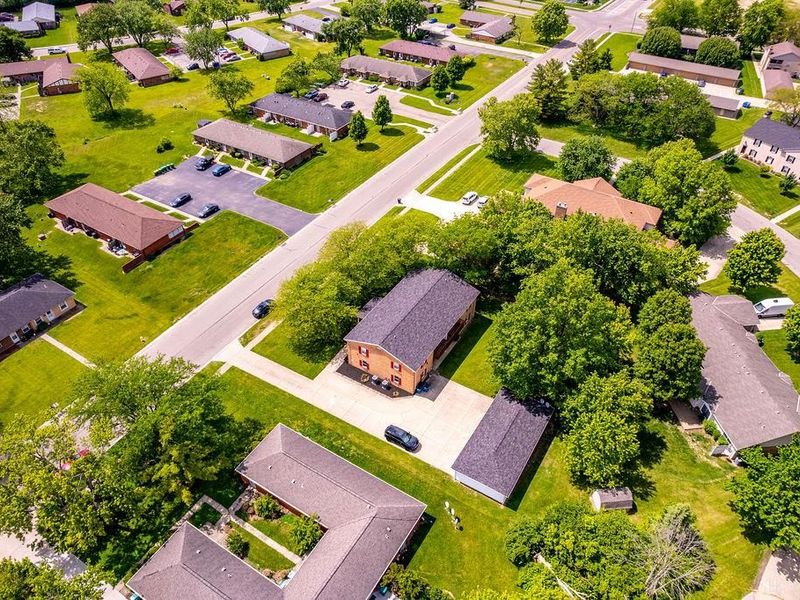 8358 Washington Village Drive, Centerville, OH 45458 Photo 10
