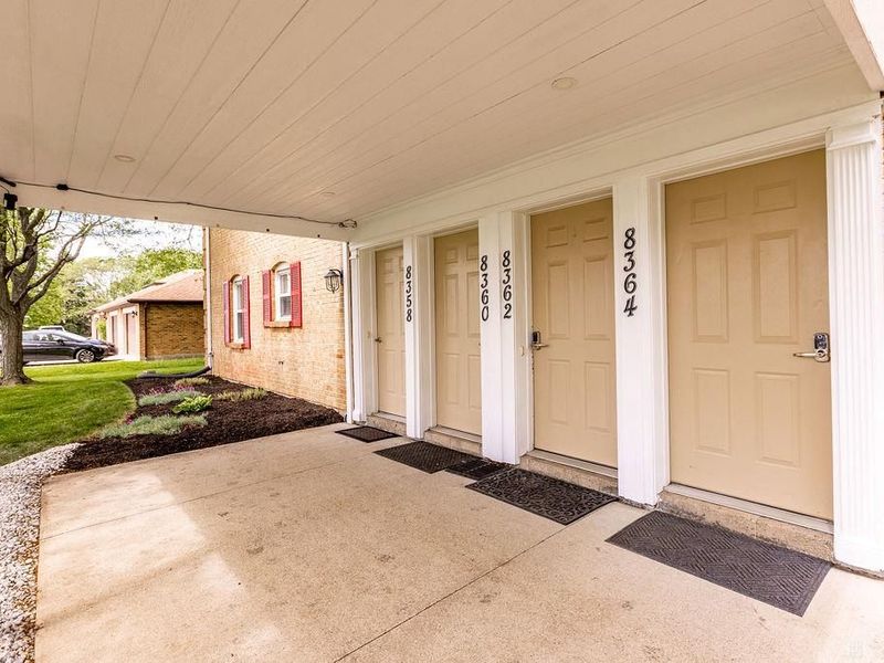 8358 Washington Village Drive, Centerville, OH 45458 Photo 3
