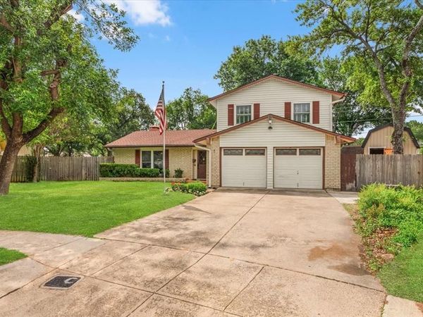 1904 Meadow Glen, Irving, TX 75060