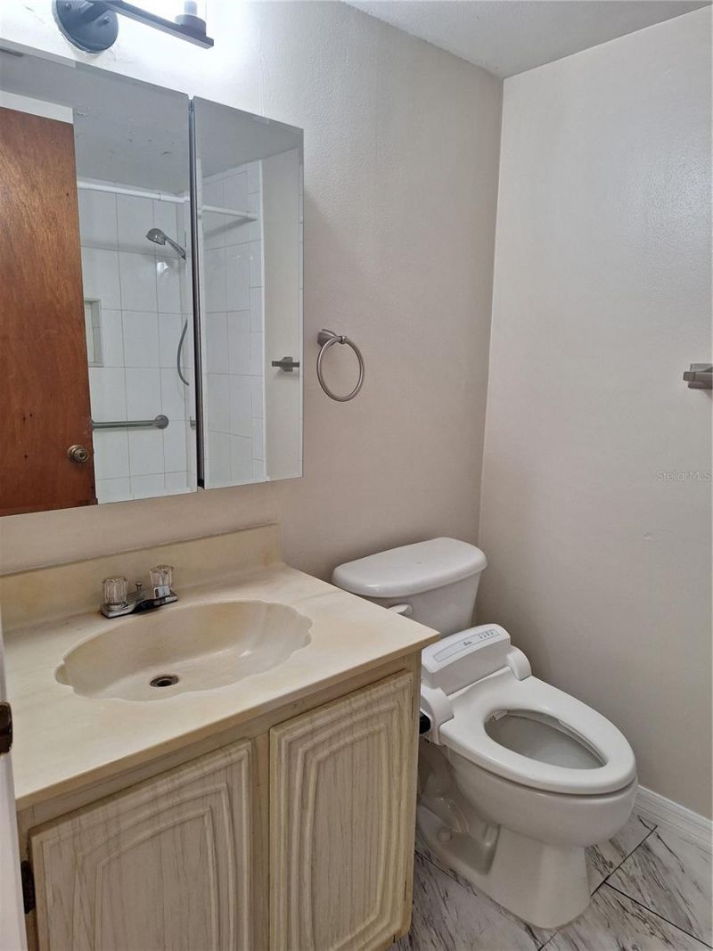 325 N Causeway, Unit B206, New Smyrna Beach, FL 32169 Photo