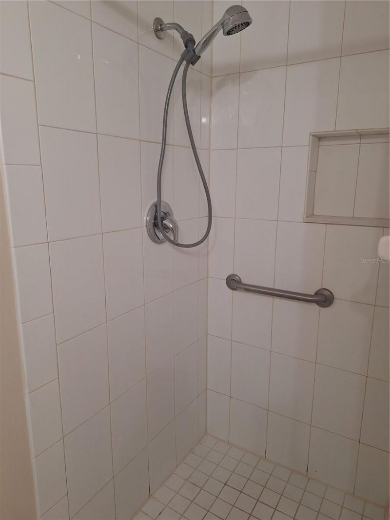 325 N Causeway, Unit B206, New Smyrna Beach, FL 32169 Photo