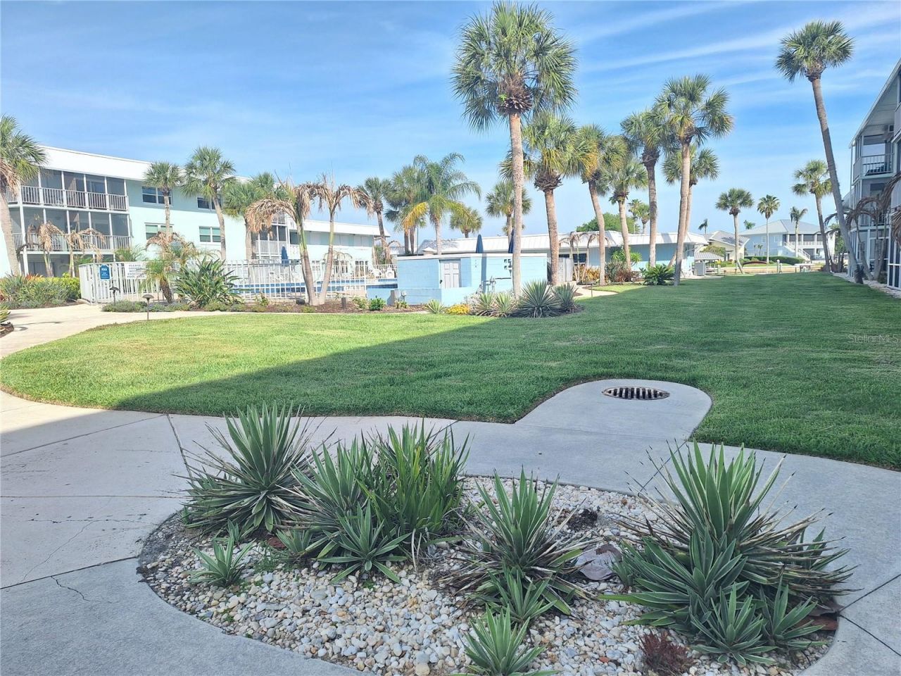 325 N Causeway, Unit B206, New Smyrna Beach, FL 32169 Photo