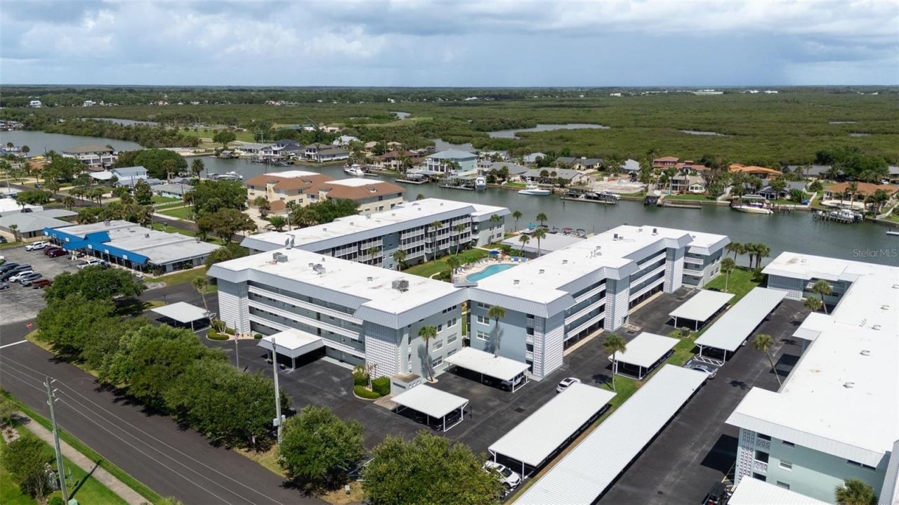 325 N Causeway, Unit B206, New Smyrna Beach, FL 32169 Photo