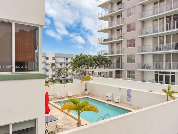 2550 SW 27th Ave , Unit 301, Miami, FL 33133