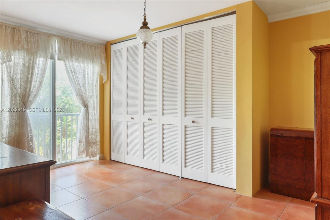 2550 SW 27th Ave , Unit 301, Miami, FL 33133 Photo