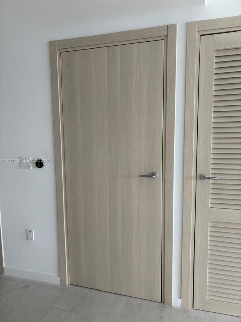 1000 Brickell Plz, Unit 2108, Miami, FL 33131 Photo