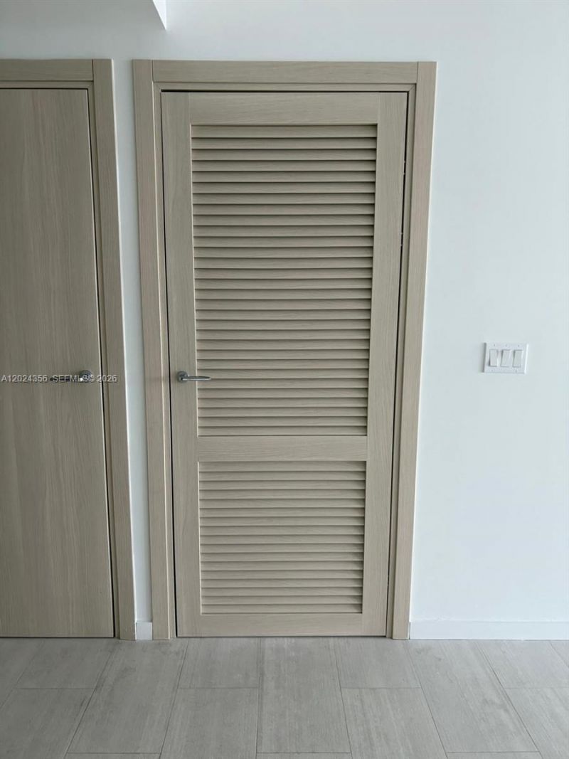 1000 Brickell Plz, Unit 2108, Miami, FL 33131 Photo