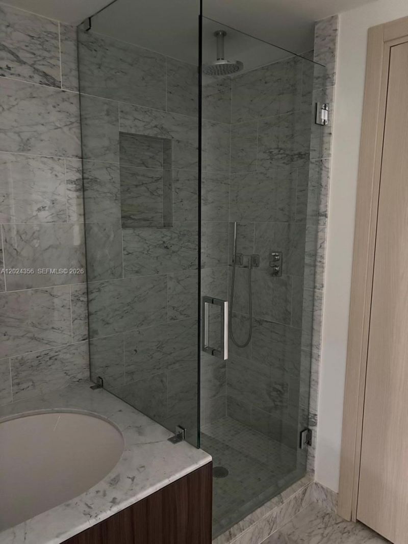 1000 Brickell Plz, Unit 2108, Miami, FL 33131 Photo