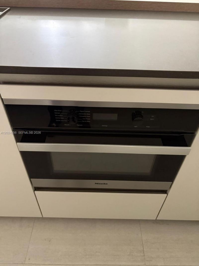 1000 Brickell Plz, Unit 2108, Miami, FL 33131 Photo
