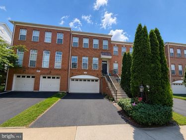 24697 SILTSTONE SQUARE, ALDIE, VA 20105