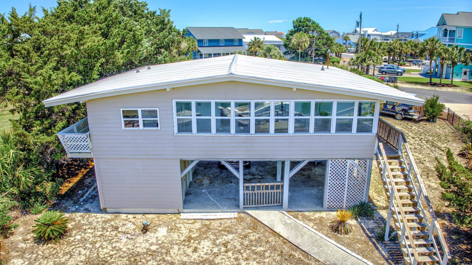 2228 Oyster Cove  Photo 5