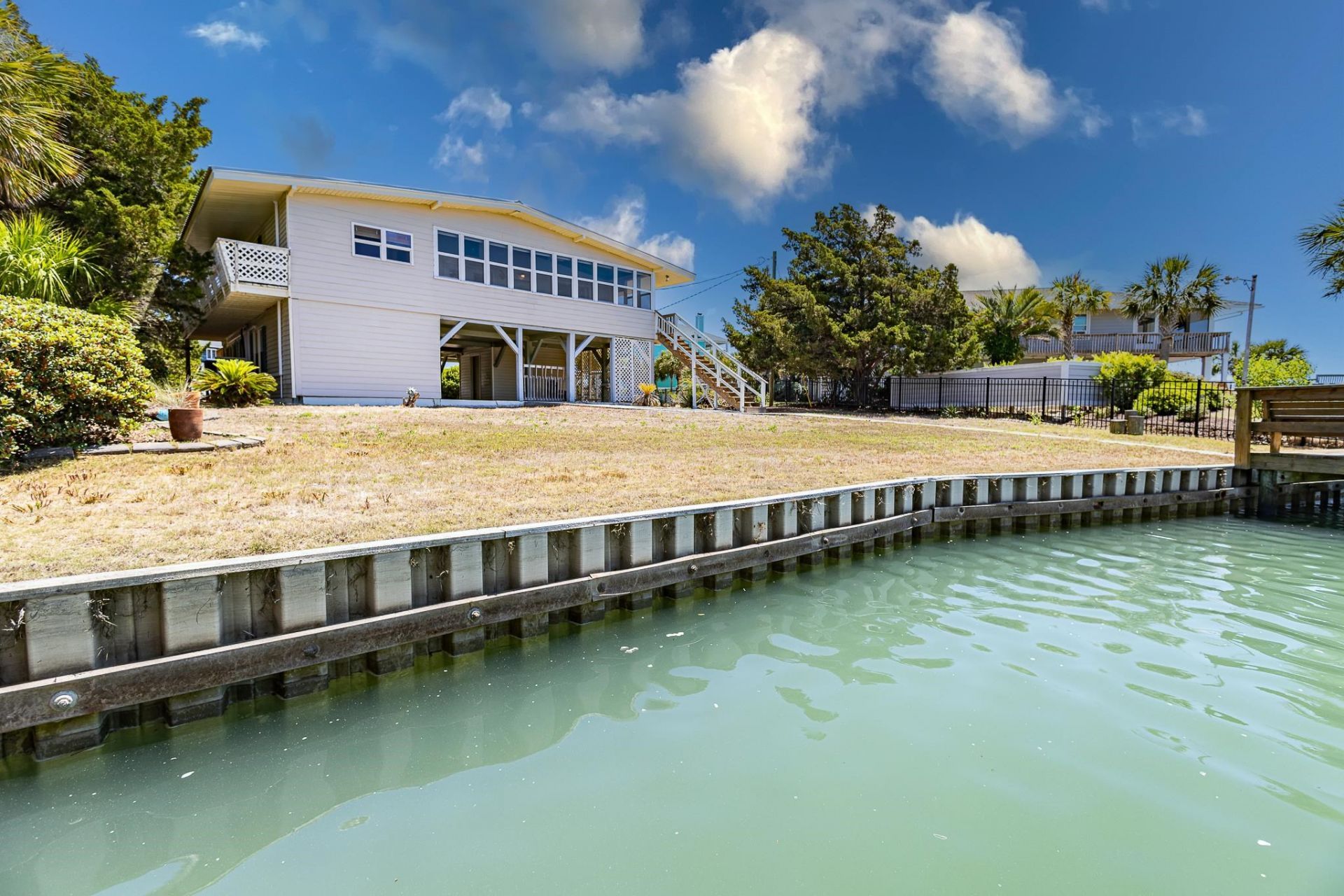 2228 Oyster Cove  Photo 8
