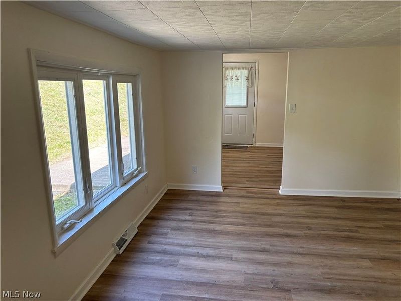 300 Henry, East Liverpool, OH 43920 Photo 6