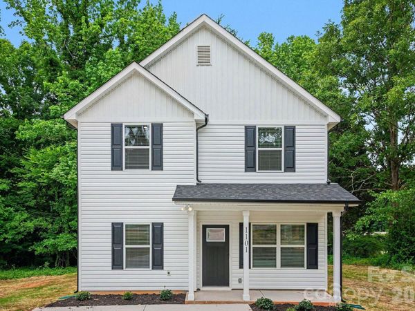 1101 Rogers Lake Road , Kannapolis, NC 28081