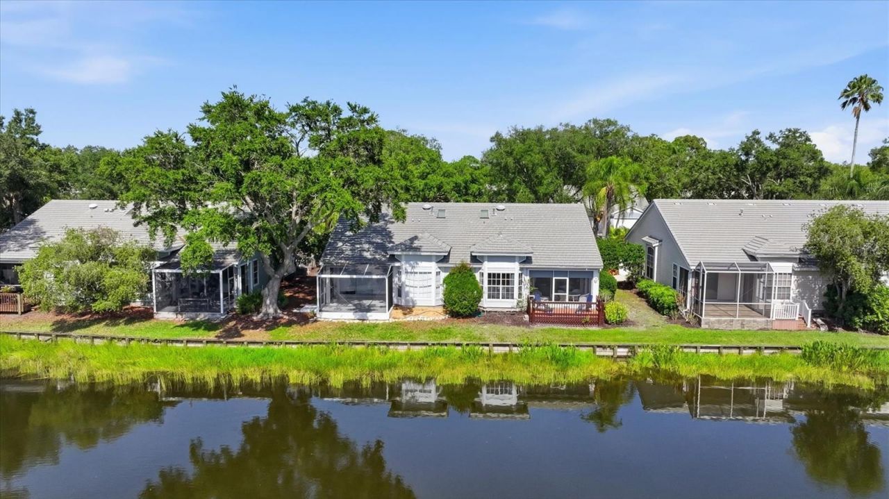 7706 Whitebridge Glen, University Park, FL 34201 Photo