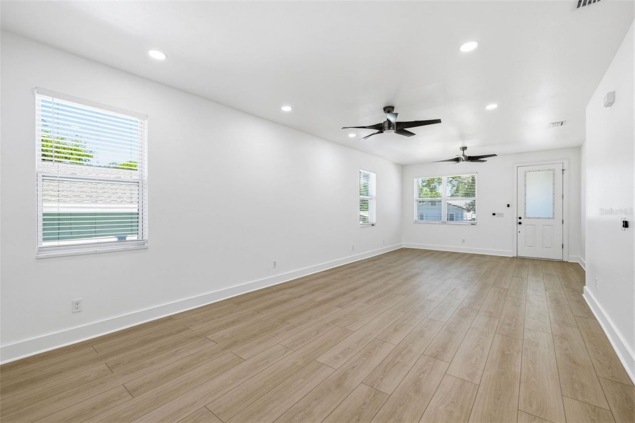 3750 Abington Avenue S, Saint Petersburg, FL 33711 Photo