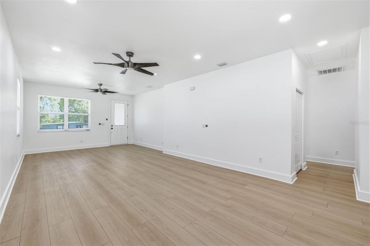 3750 Abington Avenue S, Saint Petersburg, FL 33711 Photo