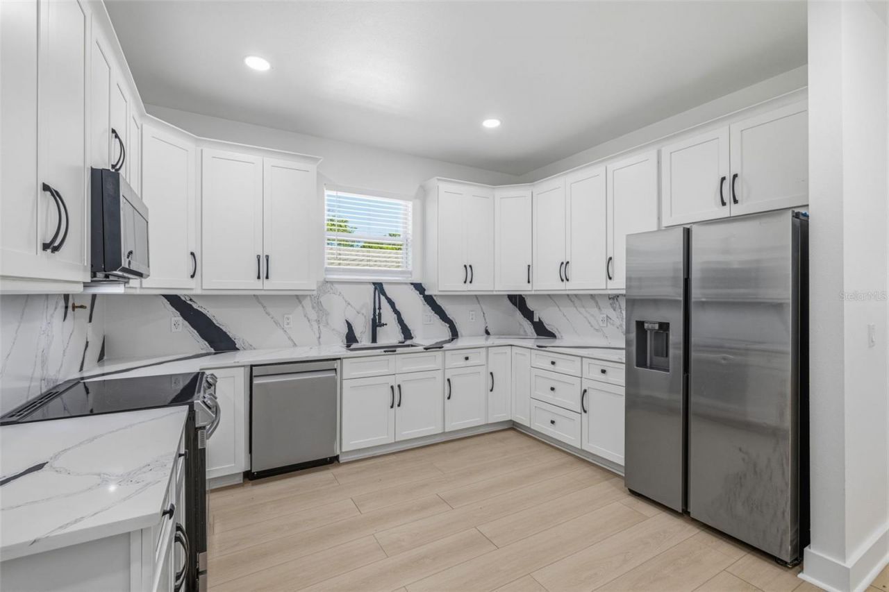 3750 Abington Avenue S, Saint Petersburg, FL 33711 Photo