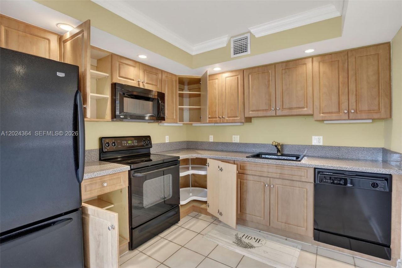 1551 SW 135th Ter , Unit 314G, Pembroke Pines, FL 33027 Photo