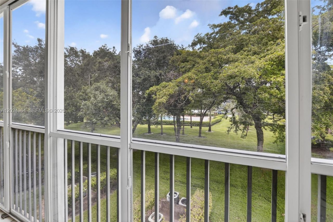 1551 SW 135th Ter , Unit 314G, Pembroke Pines, FL 33027 Photo