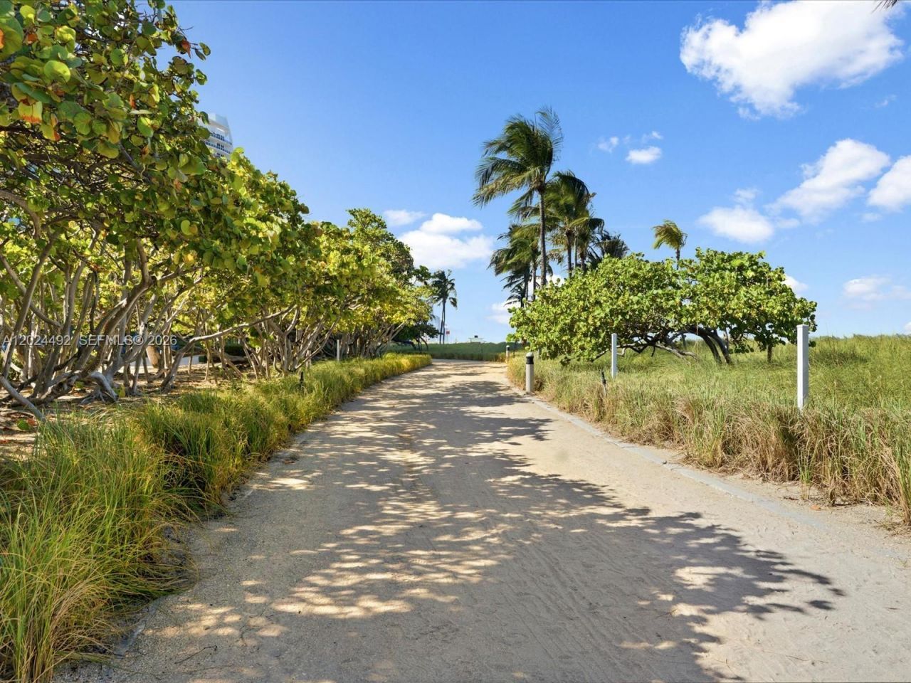 10185 Collins Ave , Unit 703, Bal Harbour, FL 33154 Photo